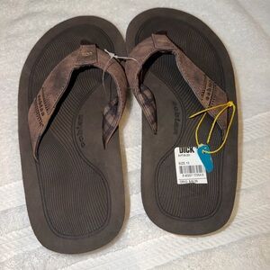 NWT Cobian ARV 2 Trek Men's sandals size 8